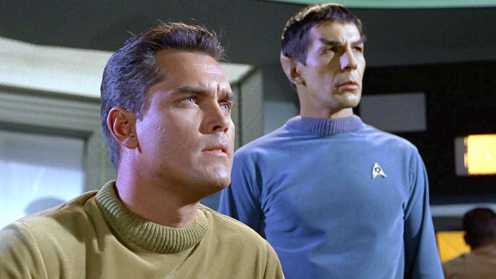 Jeffrey Hunter et Leonard Nimoy dans Star Trek
