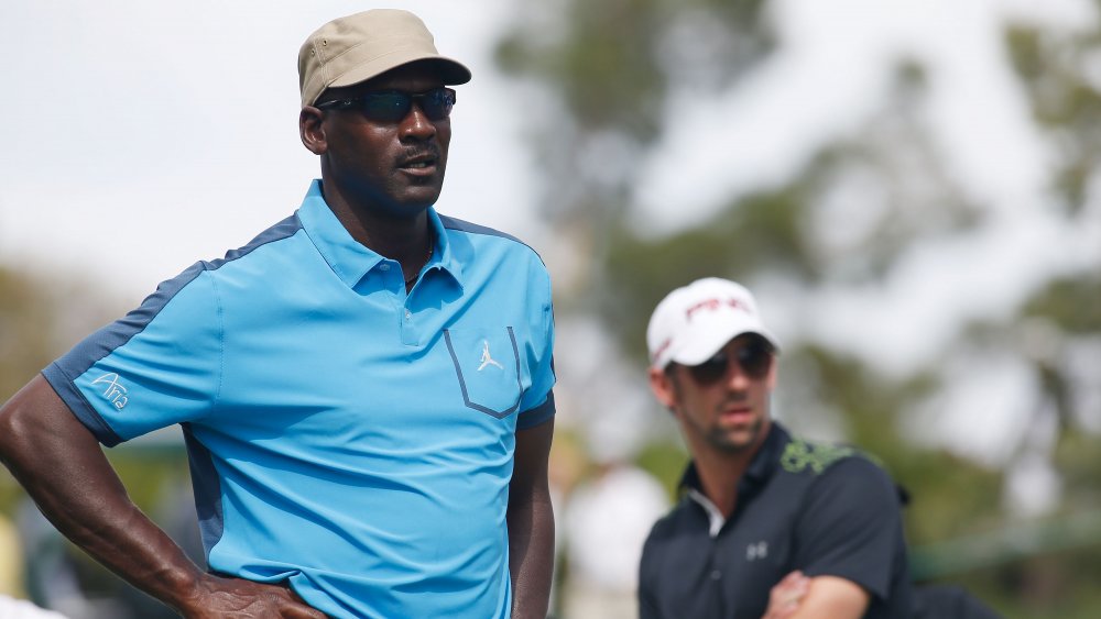 Michael Jordan jouant au golf