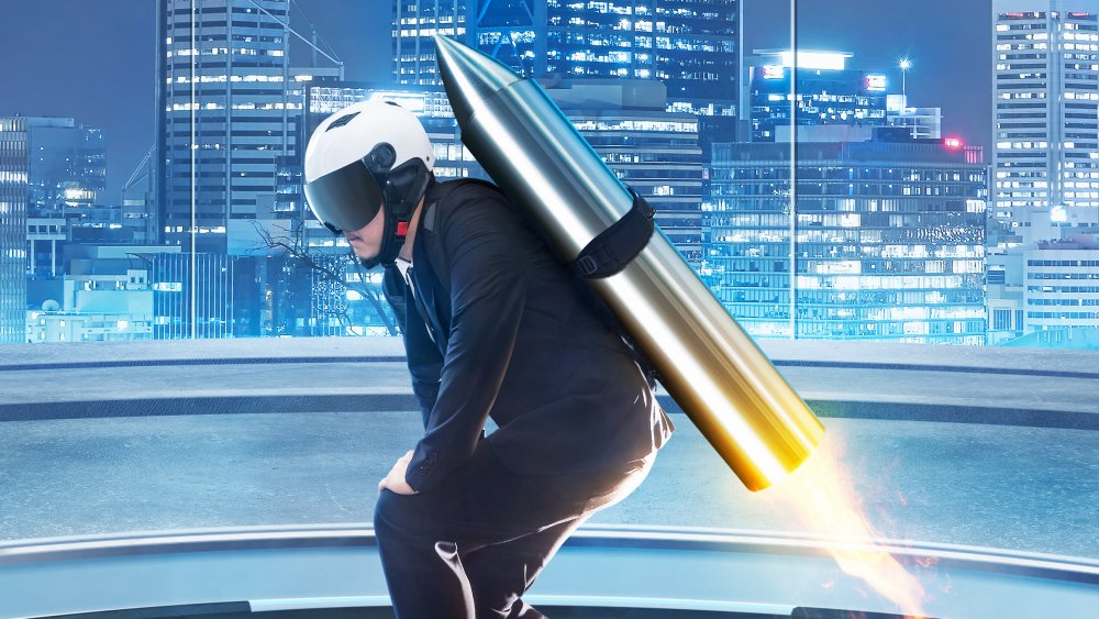 homme en jetpack dans la vie réelle