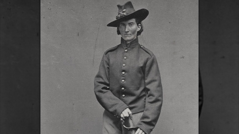 Female Civil War soldier standing 