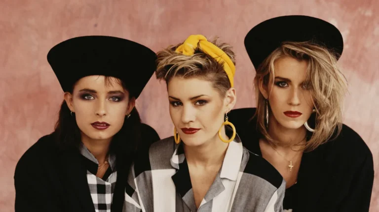 Les pires performances vocales des plus grands tubes des années 80
