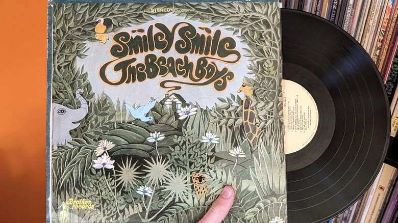 Pochette de l'album Smiley Smile
