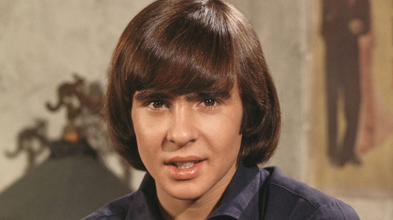 Davy Jones sur le plateau de la série télévisée