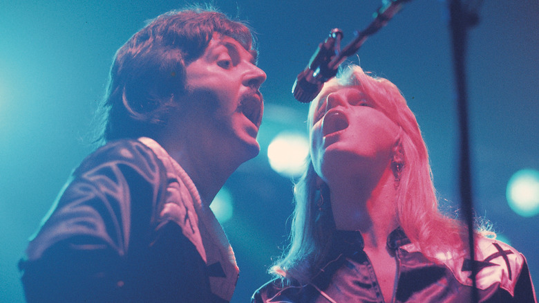 Paul et Linda McCartney sur scène