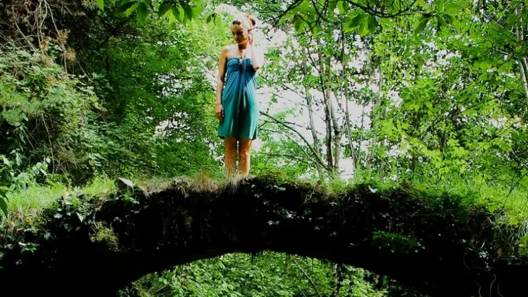 13 Ponts Naturels Étonnants à Travers le Monde
