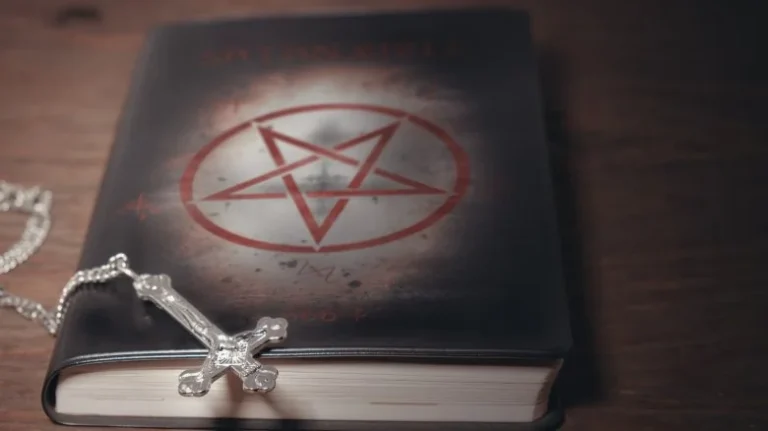 La vérité surprenante sur la Bible Satanique d&rsquo;Anton LaVey