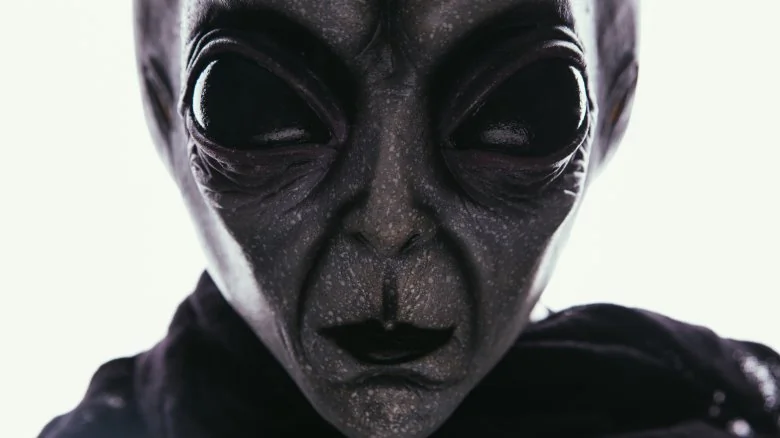 Que pensent vraiment les archéologues des aliens anciens ?