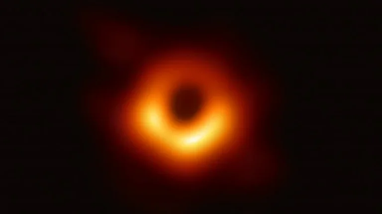 Un mystère autour du trou noir supermassif de notre galaxie
