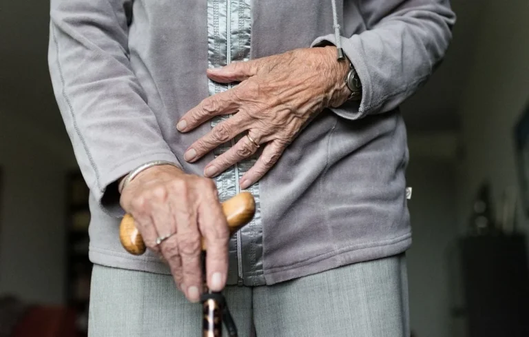 Allemagne : une femme de 91 ans oubliée deux jours dans une voiture