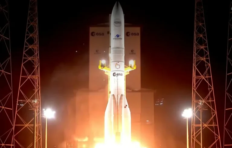 Ariane 6 : succès du 7e lancement avec 32 satellites Amazon en orbite