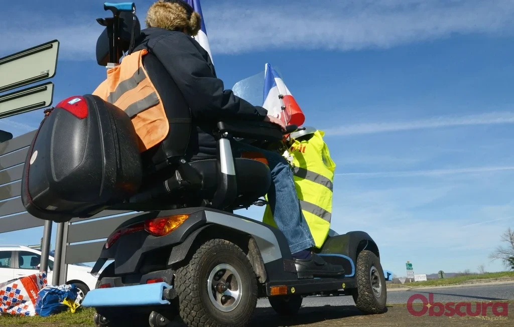 Belgique : un homme handicapé verbalisé pour usage du téléphone