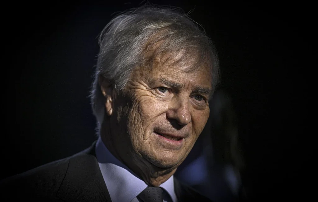 Crise chez Grasset : Vincent Bolloré répond au départ des auteurs