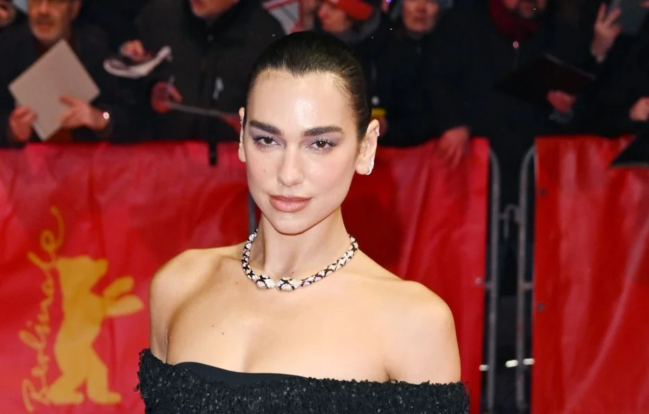 Dua Lipa nommée curatrice du London Literature Festival 2026