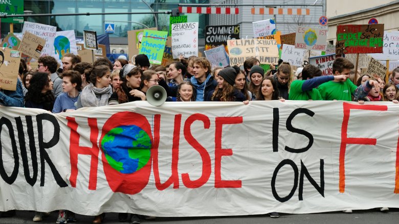 Greta Thunberg et des manifestants