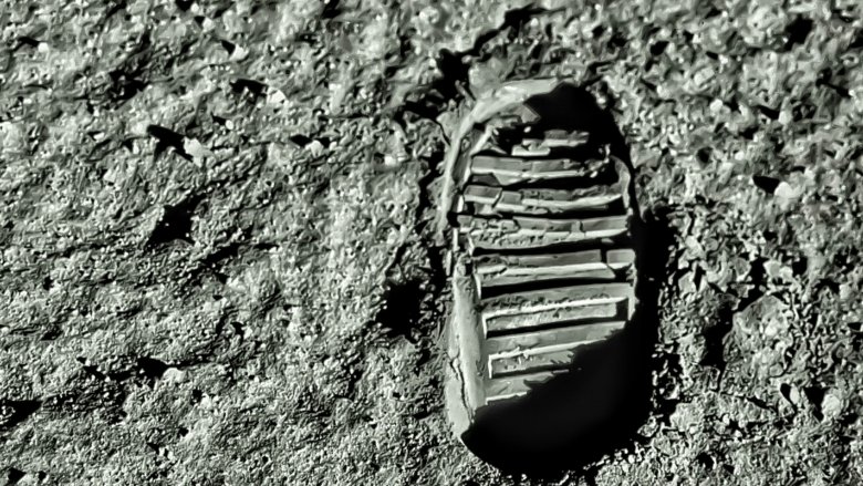 Empreinte sur la Lune