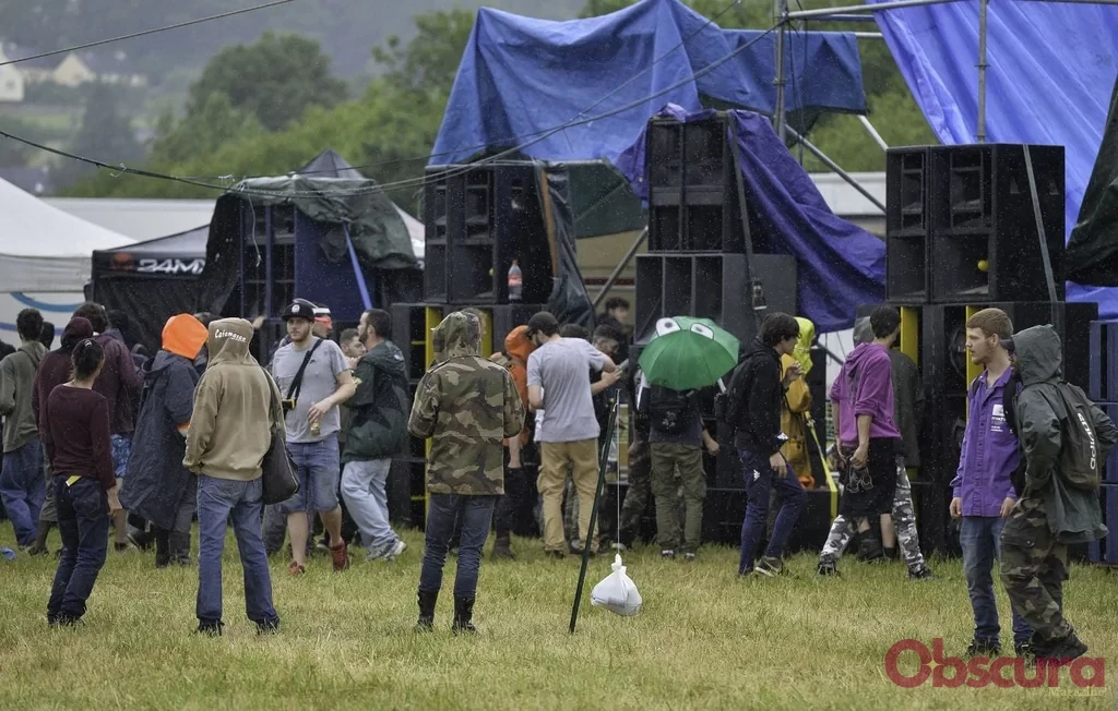 Lozère : la neige et le froid mettent fin à une free party illégale