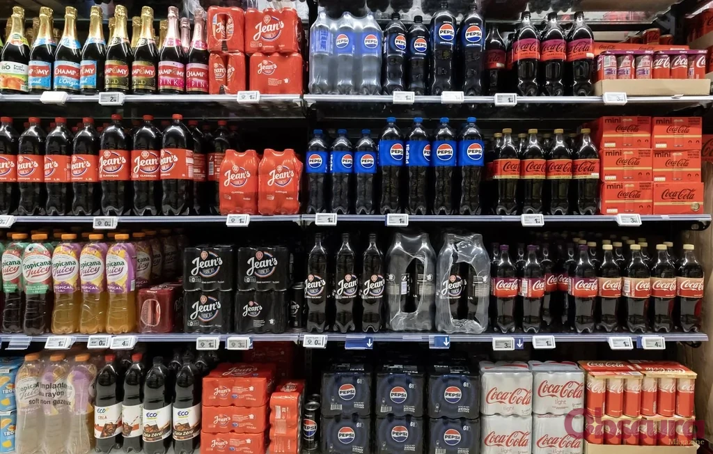 Macron relance le débat sur la consigne des bouteilles en plastique