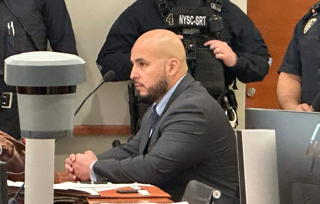New York : un ex-policier condamné pour avoir tué un homme avec une glacière