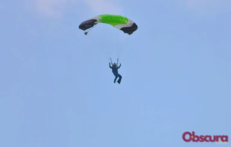 Oise : enquête ouverte après le décès d&rsquo;un parachutiste de 21 ans