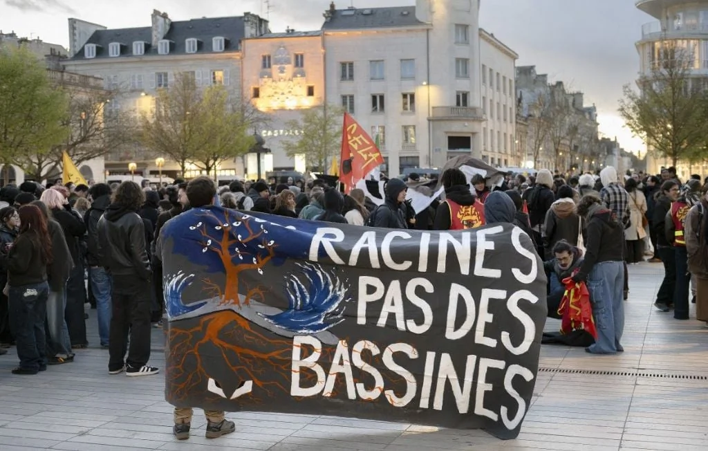 Sabotage de bassines dans la Vienne et les Deux-Sèvres par un collectif