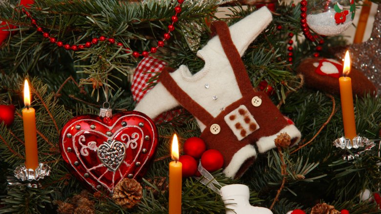Décorations de sapin allemand