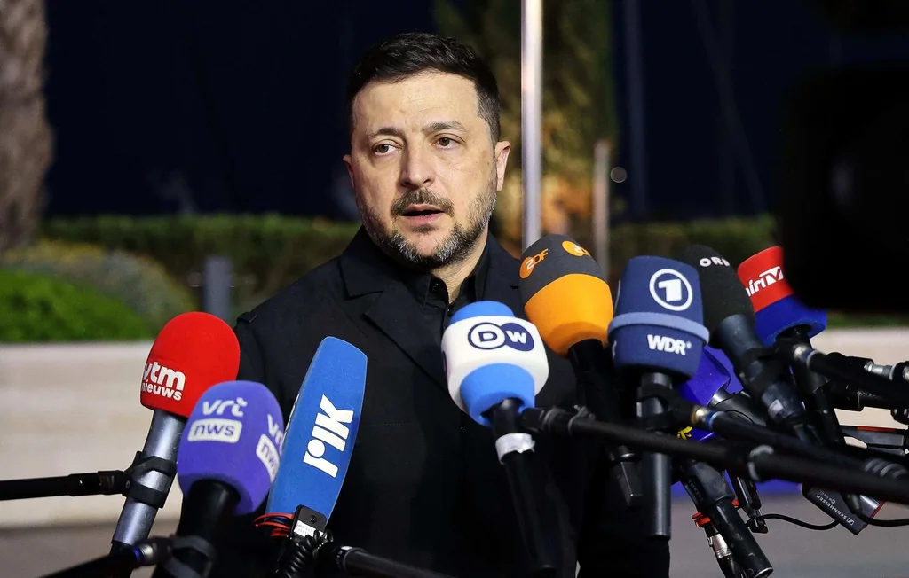 Zelensky dénonce un « terrorisme nucléaire » russe 40 ans après Tchernobyl